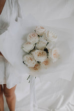 Load image into Gallery viewer, White Roses
